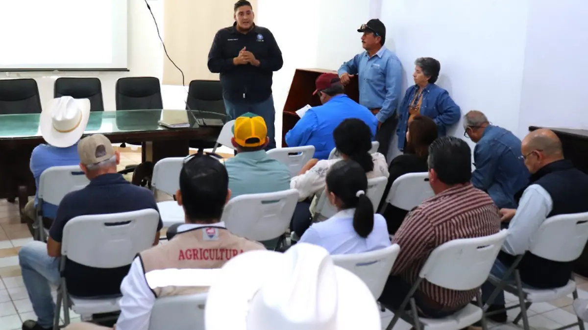 Con éxito reparan fuga de agua en Los Cabos  (1)